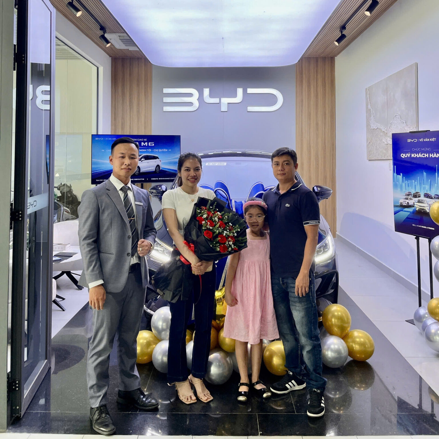 ban giao xe byd 3 BYD Võ Văn Kiệt