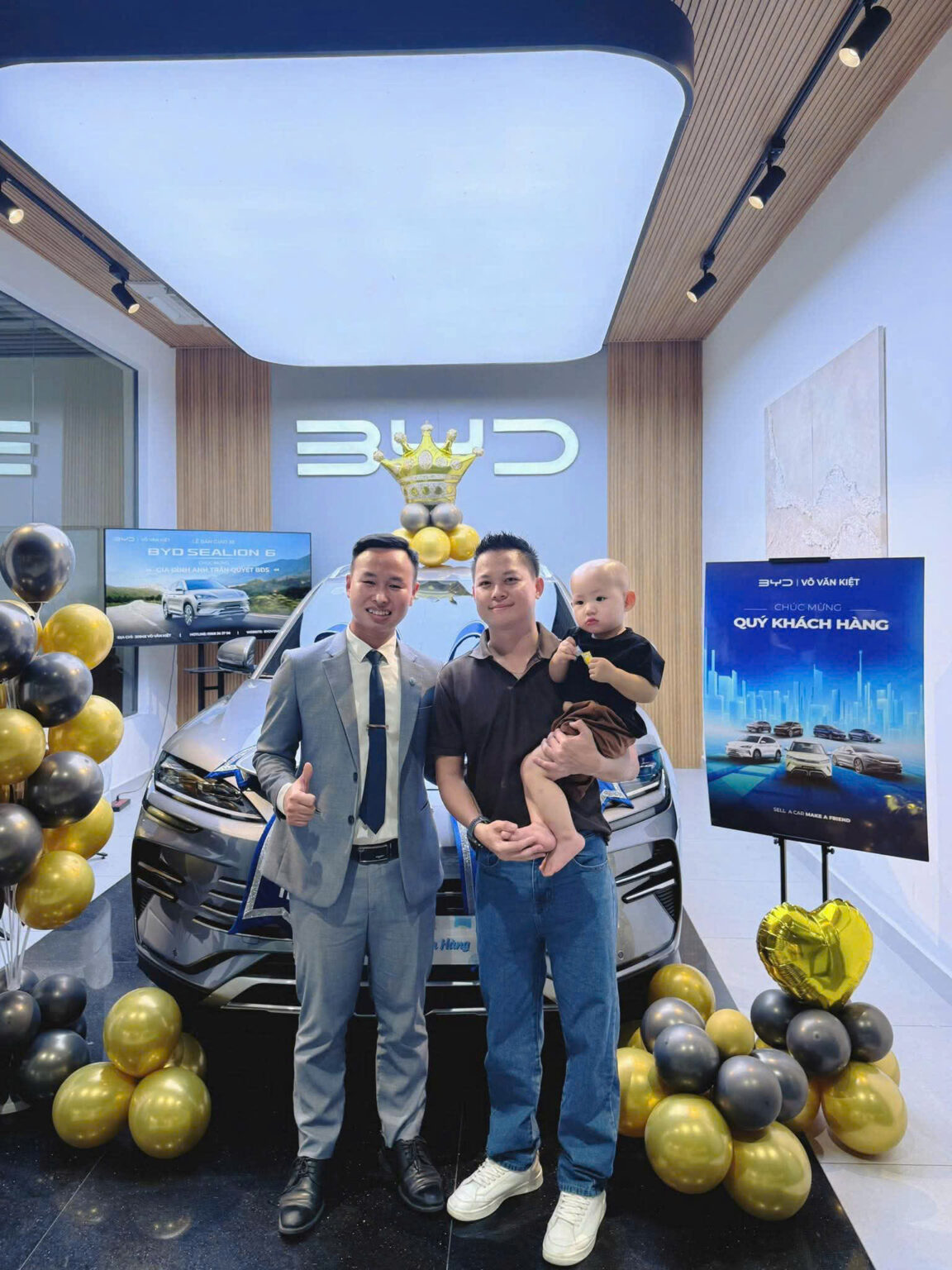 byd vo van kiet ban giao xe 8 BYD Võ Văn Kiệt