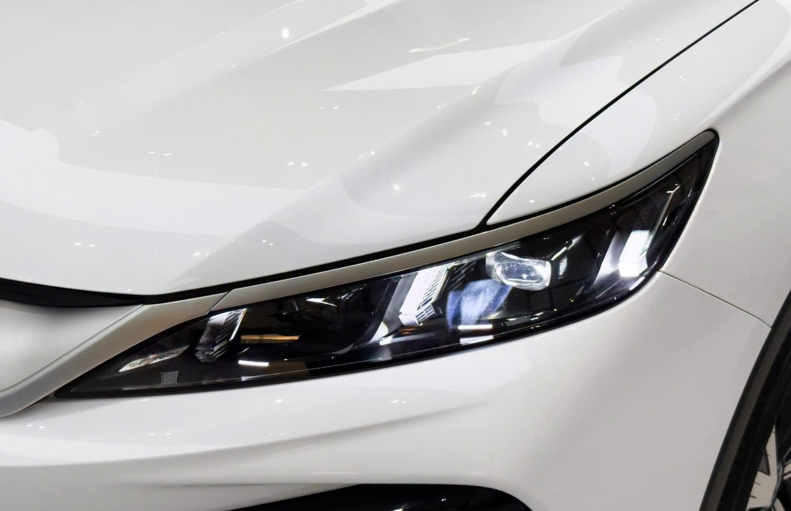 BYD SEALION 5 (PHEV) 3 BYD SEALION 5 (PHEV) Cụm đèn trước BYD SEALION 5 PHEV