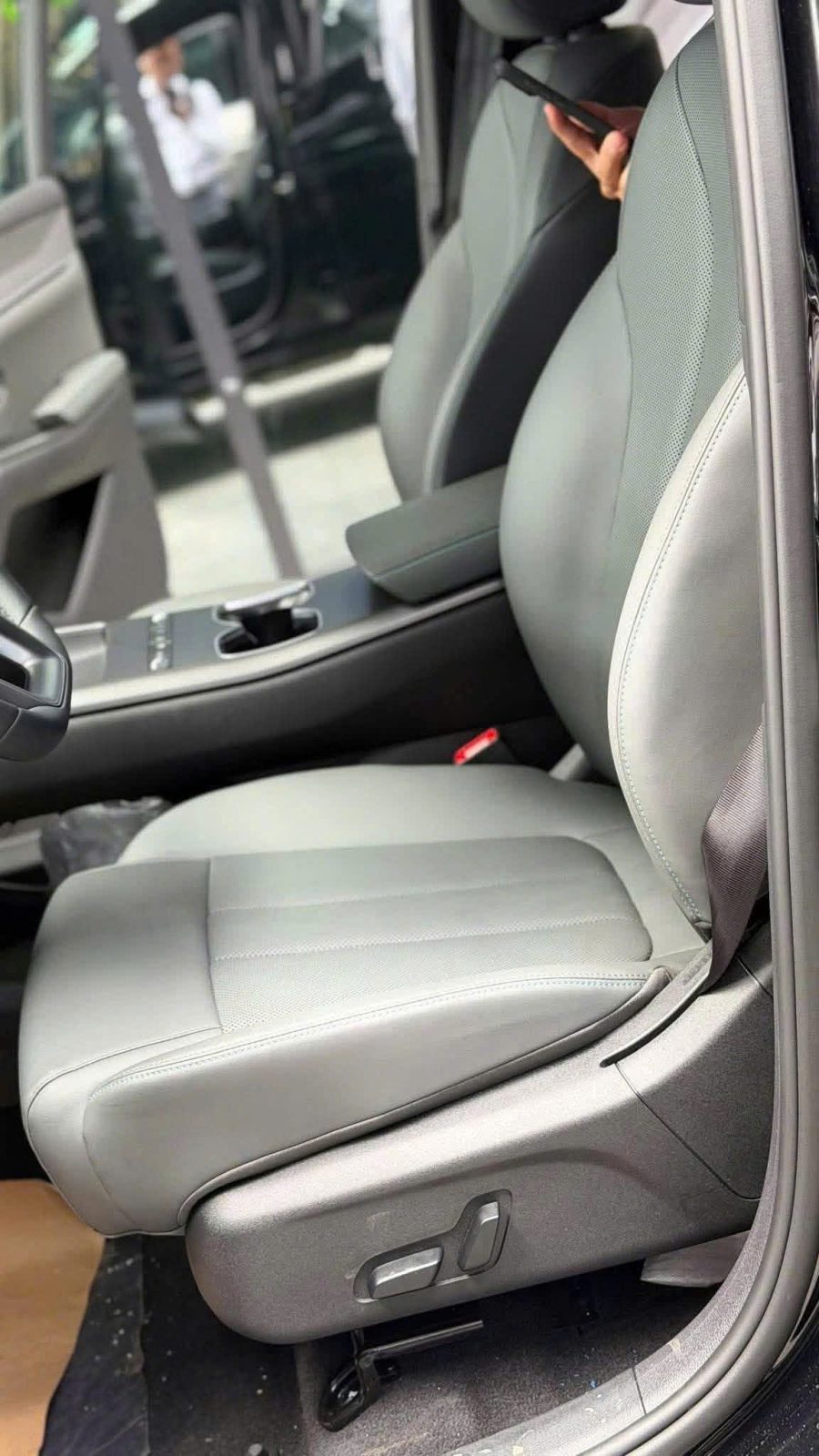 BYD SEALION 5 (PHEV) 9 BYD SEALION 5 (PHEV) Ghế trước BYD SEALION 5 PHEV